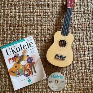 UKE Can Do It! Beginner Ukulele Starter Set with Lesson Book